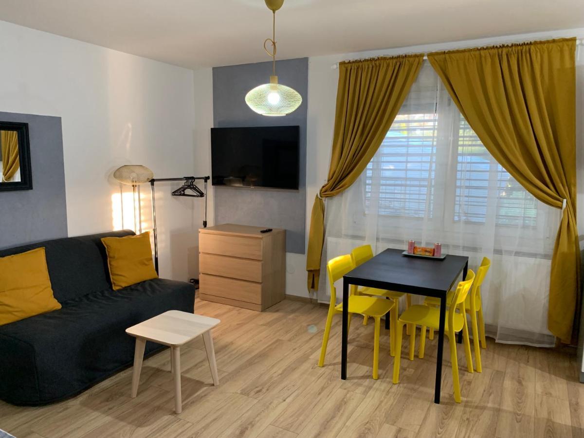Apartments Trenčín Eksteriør bilde